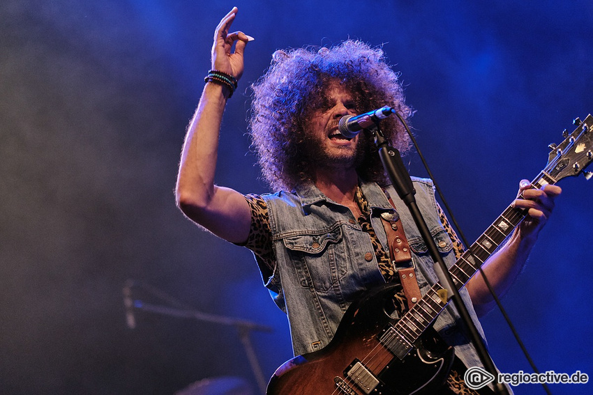 Wolfmother (live in Wiesbaden 2019)