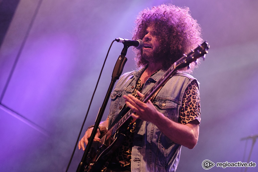 Wolfmother (live in Wiesbaden 2019)