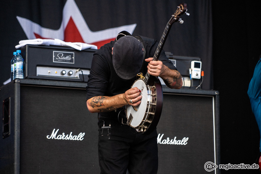 Flogging Molly (live beim Hurricane Festival 2019)