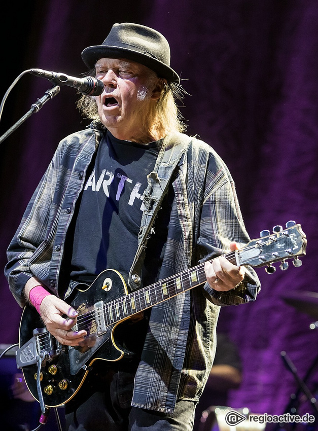 Neil Young + Promise of the Real (live in Mannheim 2019)