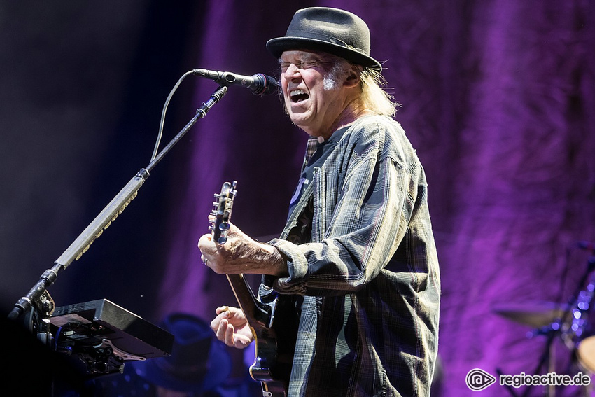 Neil Young + Promise of the Real (live in Mannheim 2019)