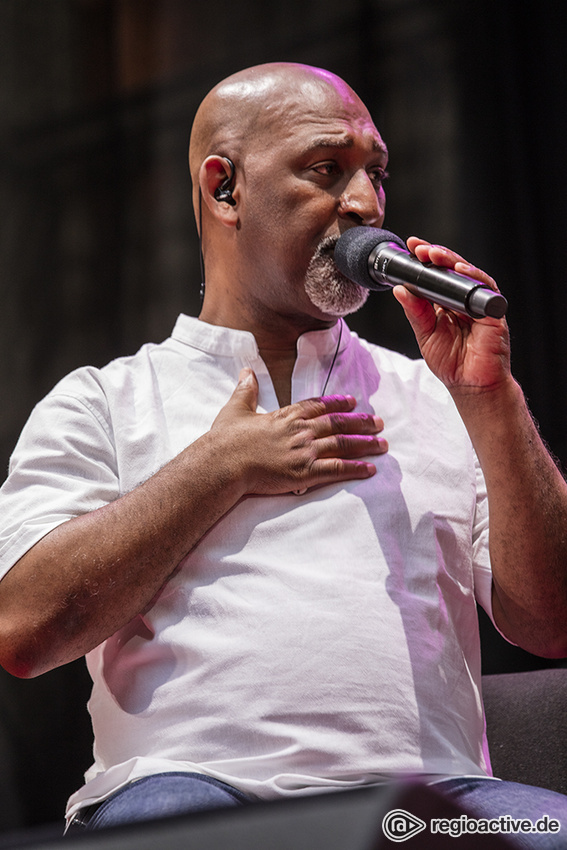 Bobby McFerrin (live in Stuttgart, 2019)