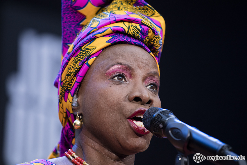 Sing the Truth mit Angelique Kidjo, Cécile McLorint Salvant, Lizz Wright (live in Stuttgart, 2019)