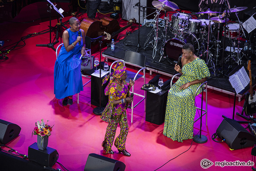 Sing the Truth mit Angelique Kidjo, Cécile McLorint Salvant, Lizz Wright (live in Stuttgart, 2019)