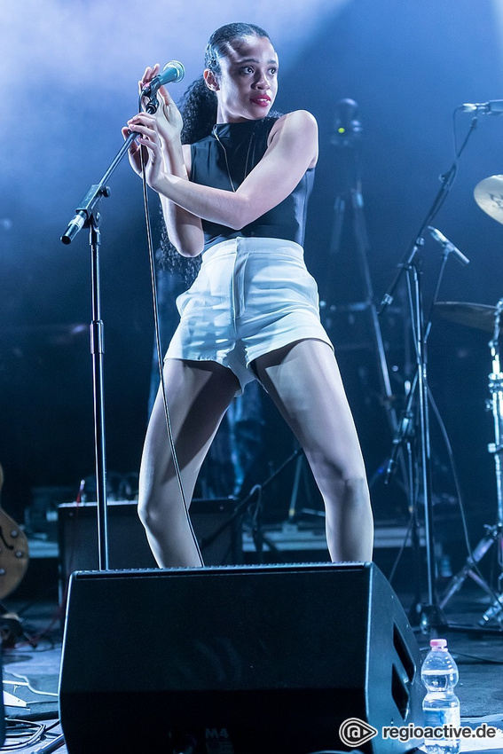 Adia Victoria (live in Frankfurt 2019)