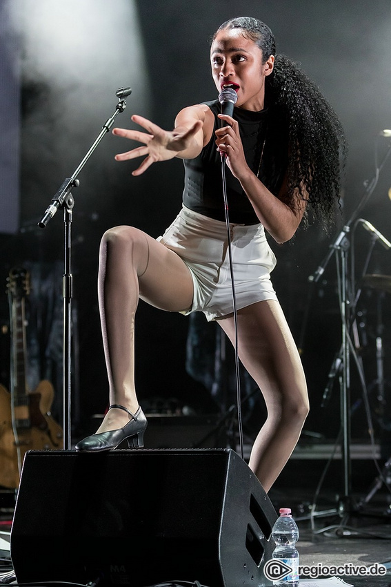 Adia Victoria (live in Frankfurt 2019)