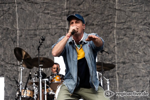 Eins plus drei - Dendemann: Fotos des Rappers live beim Deichbrand Festival 2019 