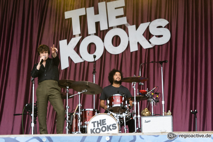 The Kooks (live beim Deichbrand Festival 2019)