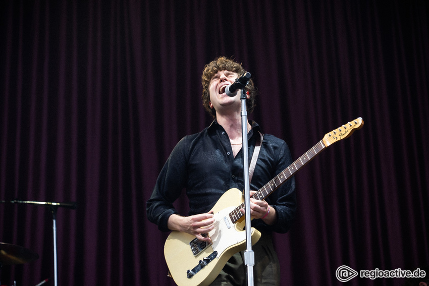 The Kooks (live beim Deichbrand Festival 2019)