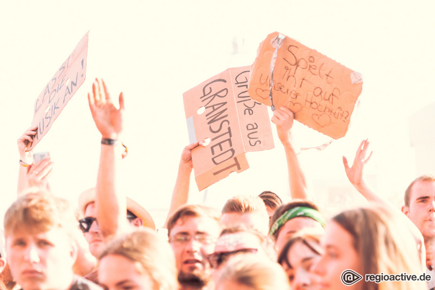 Madsen (live beim Deichbrand Festival 2019)