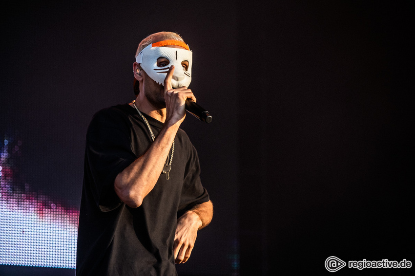 Cro (live beim Deichbrand Festival 2019)