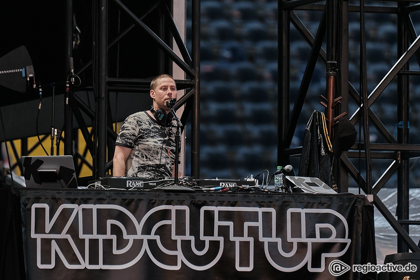 KidCutUp (live in Frankfurt 2019)