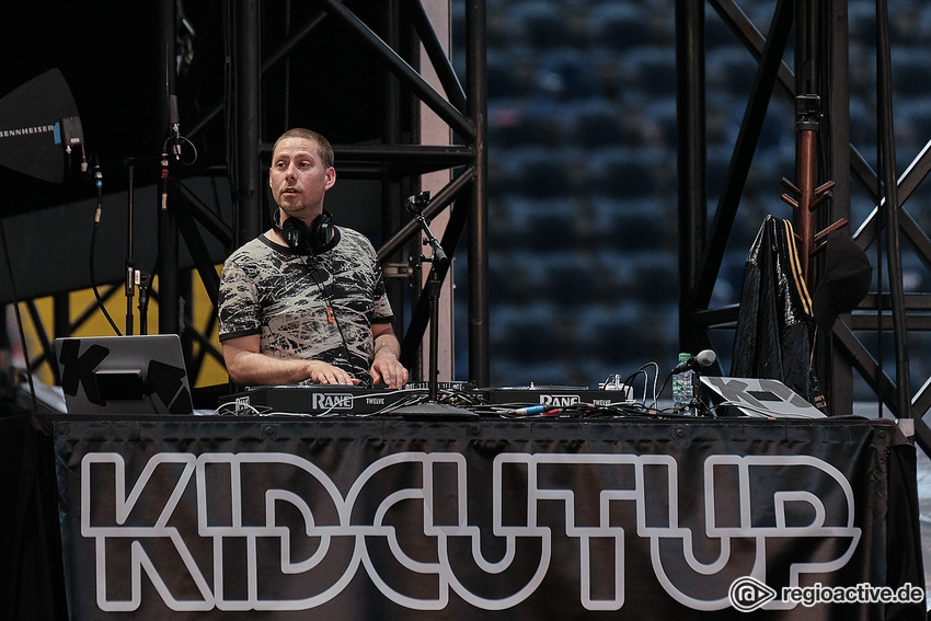 KidCutUp (live in Frankfurt 2019)