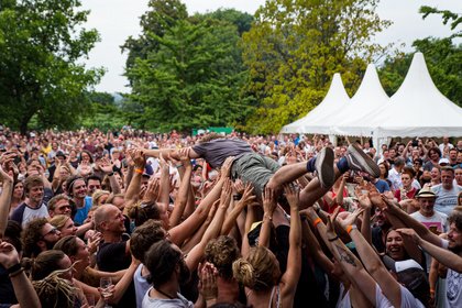 Tolle Musik und guter Wein - Heimspiel Knyphausen 2022 bestätigt letzte Bands, gibt Spielplan bekannt 