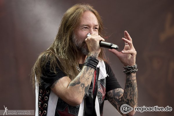 Schwedische Power-Metal-Schmiede - Volle Energie: Fotos von Hammerfall live beim Wacken Open Air 2019 