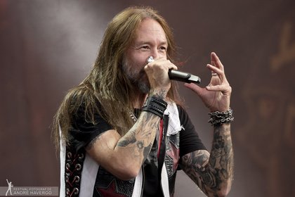 Schwedische Power-Metal-Schmiede - Volle Energie: Fotos von Hammerfall live beim Wacken Open Air 2019 