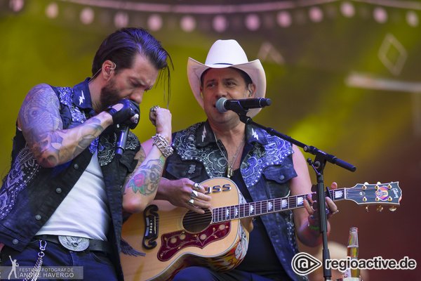 Berliner Country-Rock - Mit Cowboyhut: Fotos von The BossHoss live beim Wacken Open Air 2019 