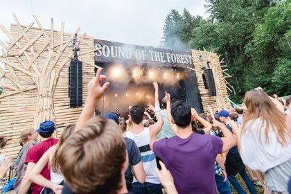 Wilde Feier im Wald - 10 Jahre Sound of the Forest: So schön war das verspätete Jubiläum 