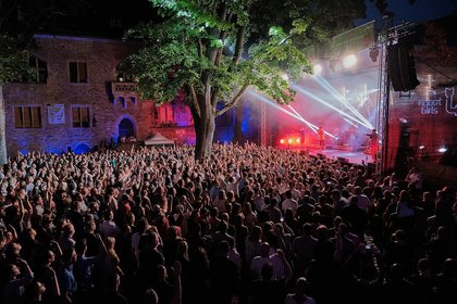 Von Comedy bis Folk-Rock - Da Capo Open Air 2023 in Alzey mit Adel Tawil und Versengold 