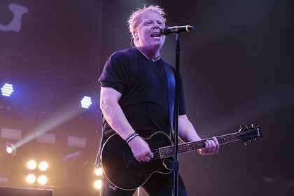 Pretty fly (for white guys) - The Offspring: Bilder der Punkrocker live in der Jahrhunderthalle Frankfurt 