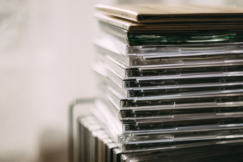 RIAA wirft Amazon und anderen vor, gefälschte CDs zu verkaufen