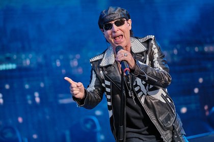 Wie eh und je - Scorpions: Fotos der Rocklegenden live in Bonn 