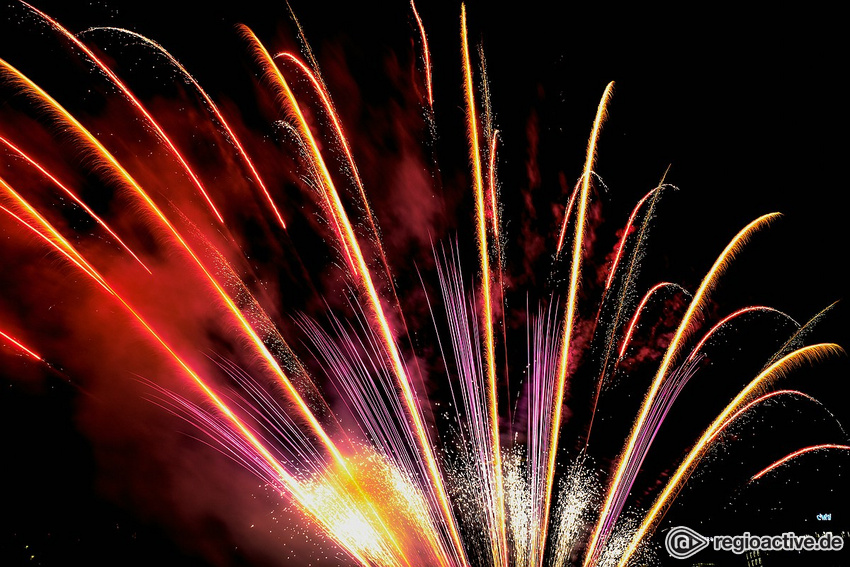 Großes Musikfeuerwerk beim Museumsuferfest Frankfurt 2019