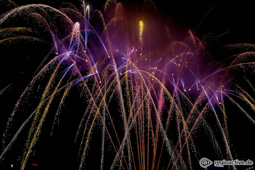 Großes Musikfeuerwerk beim Museumsuferfest Frankfurt 2019