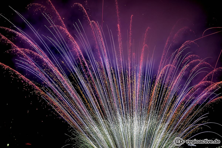 Großes Musikfeuerwerk beim Museumsuferfest Frankfurt 2019