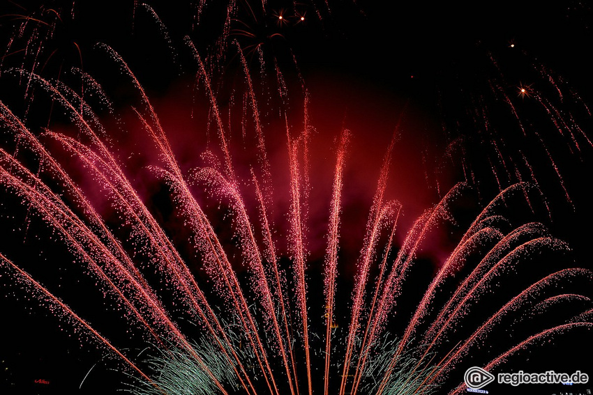 Großes Musikfeuerwerk beim Museumsuferfest Frankfurt 2019