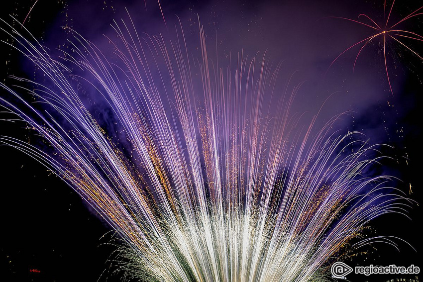 Großes Musikfeuerwerk beim Museumsuferfest Frankfurt 2019