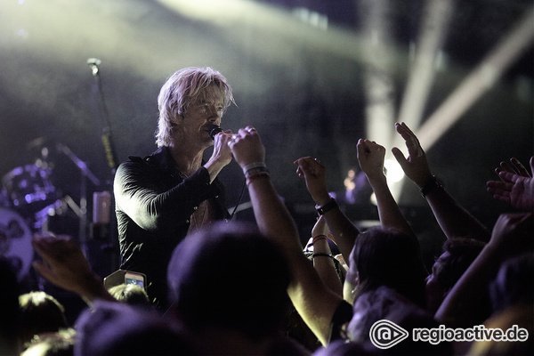 Country-Rock - Ohne Guns N' Roses: Bilder von Duff McKagan live in der Alten Feuerwache Mannheim 