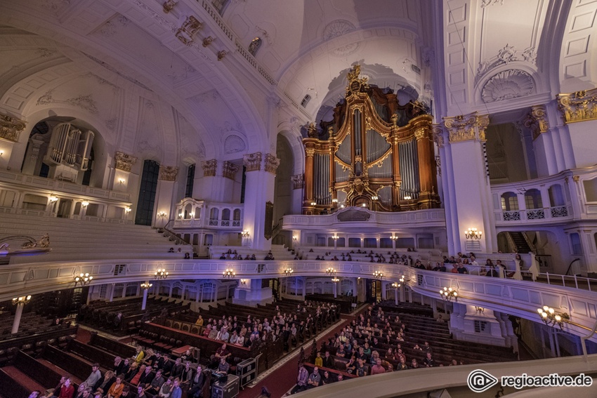 Luca Fogale (live in Hamburg, 2019)