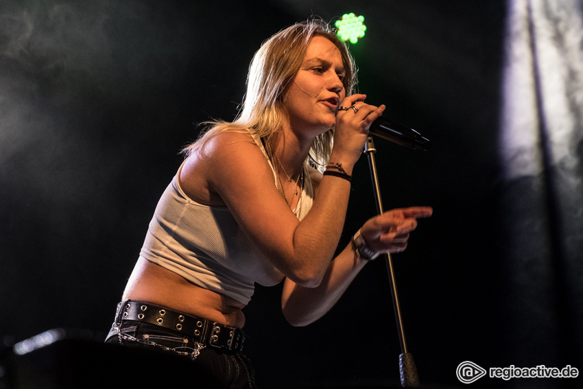 Carlie Hanson (live in Hamburg, 2019)