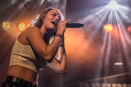 Leidenschaftlich - Live-Fotos von Carlie Hanson und Luca Fogale auf dem Reeperbahn Festival 2019 