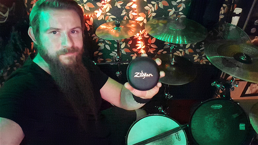 Thomas Brand von Candero gewinnt Zildjian In-Ear-Kopfhörer für Drummer!