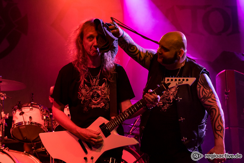 Crematory (live beim Black Castle Festival 2019)