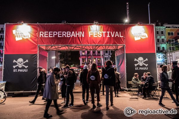 Herbstlich - Impressionen vom Donnerstag beim Reeperbahn Festival 2019 in Hamburg 