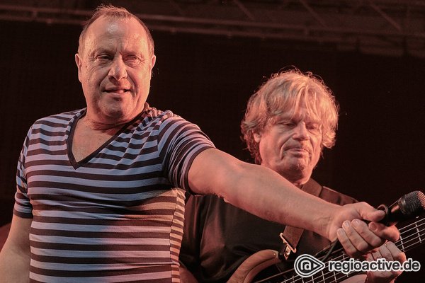 40 Jahre Sex & Gex & Rock 'n' Roll - Die Crackers: Live-Fotos der Jubiläumsshow bei Rock im Zelt in Niederbrechen 