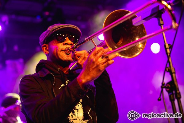 Kreative Frohnatur - Ryan Porter verbreitet positive Stimmung bei Enjoy Jazz 2019 in Mannheim 