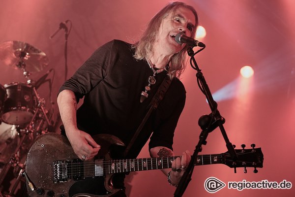 Britische Indie-Legenden - Aufgedreht: Live-Bilder von New Model Army in Frankfurt 