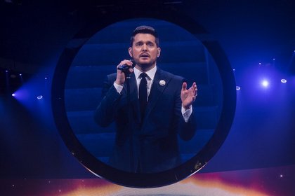 Jetzt mit Bart - Michael Bublé: Fotos des Sängers live in der SAP Arena Mannheim 