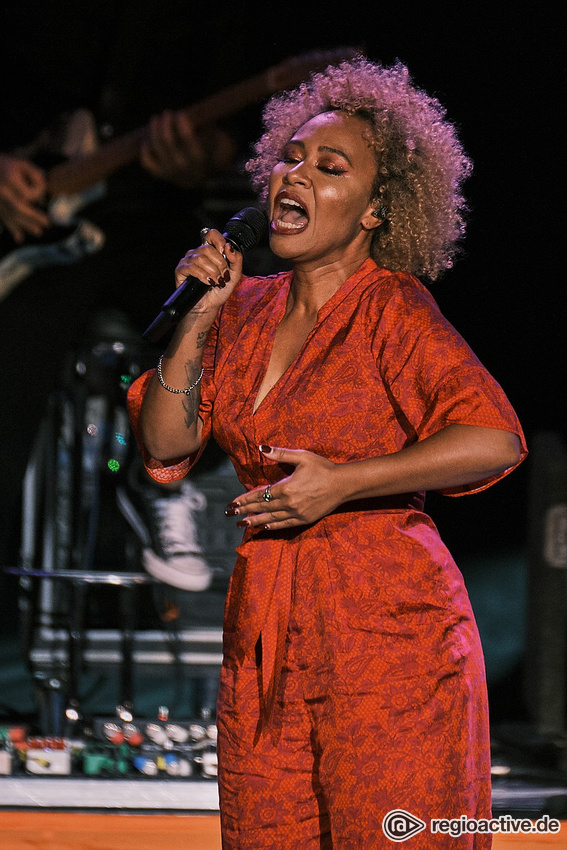 Emeli Sandé (live in Frankfurt 2019)