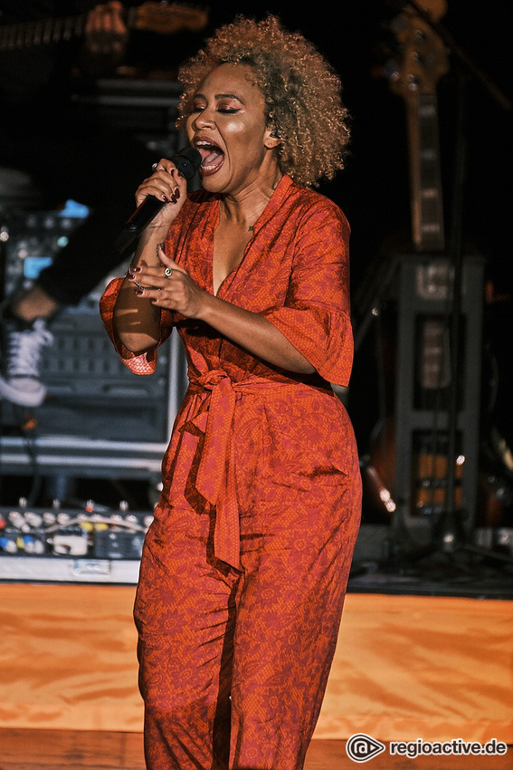 Emeli Sandé (live in Frankfurt 2019)