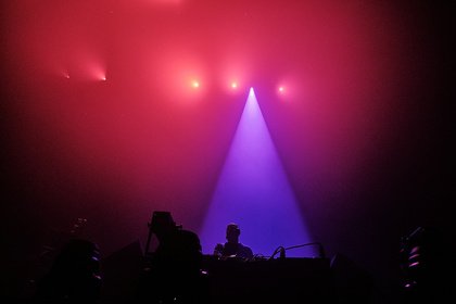 Warm-up - James Holroyd : Fotos des Tour-DJs von The Chemical Brothers live in Frankfurt 