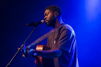 Überzeugend - Fotos von Jake Isaac als Opener von Stefanie Heinzmann live in Frankfurt 