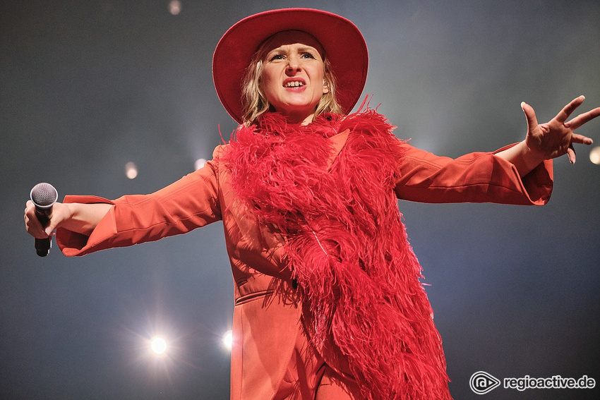 Leslie Clio (live bei Night Of The Proms in Mannheim 2019)