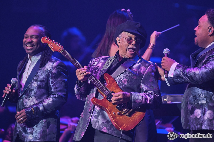 Al McKay's Earth, Wind & Fire Experience (live bei Night Of The Proms in Mannheim 2019)