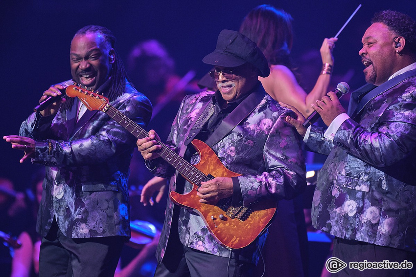 Al McKay's Earth, Wind & Fire Experience (live bei Night Of The Proms in Mannheim 2019)