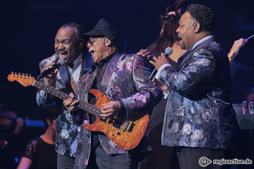 Al McKay's Earth, Wind & Fire Experience (live bei Night Of The Proms in Mannheim 2019)